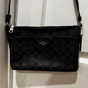 Y2K vintage Coach Black Crossbody Bag